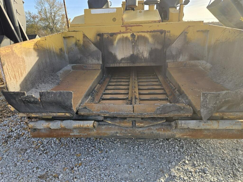 Caterpillar AP1055D - العامل بالقار: صور 3 Caterpillar AP1055D - العامل بالقار: صور 3