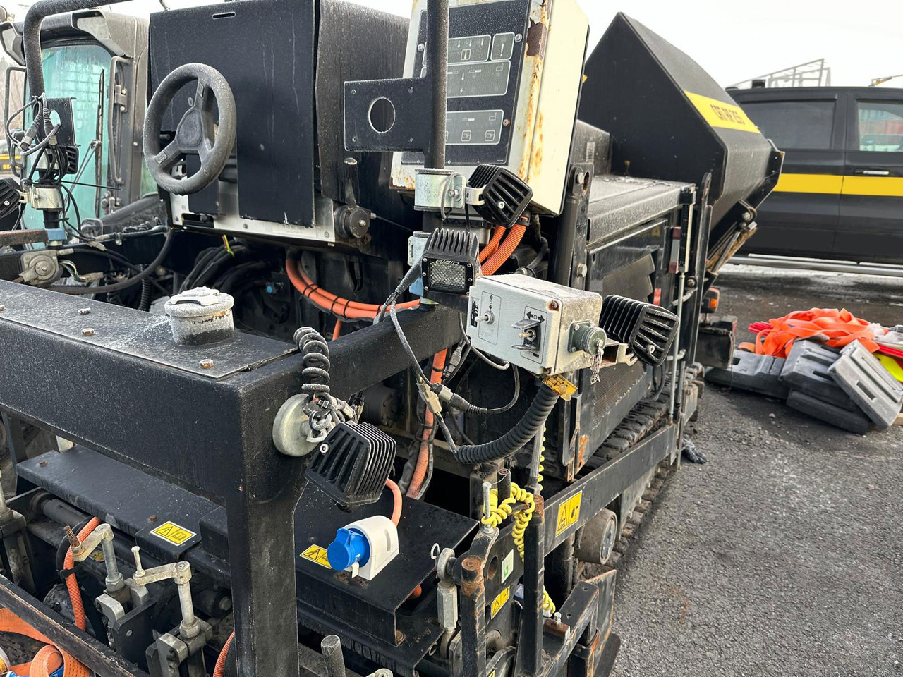 Caterpillar AP255 - العامل بالقار: صور 5 Caterpillar AP255 - العامل بالقار: صور 5