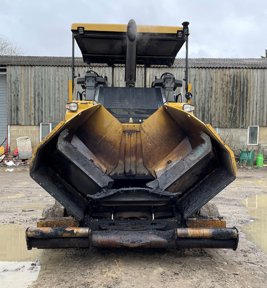 Caterpillar AP500F - العامل بالقار: صور 5 Caterpillar AP500F - العامل بالقار: صور 5