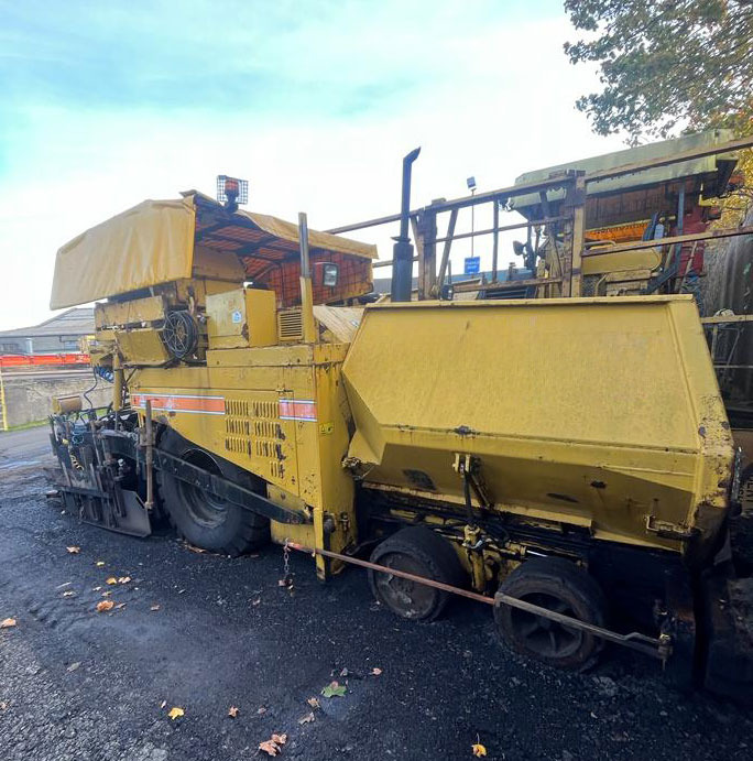 Caterpillar AP600 - العامل بالقار: صور 1 Caterpillar AP600 - العامل بالقار: صور 1