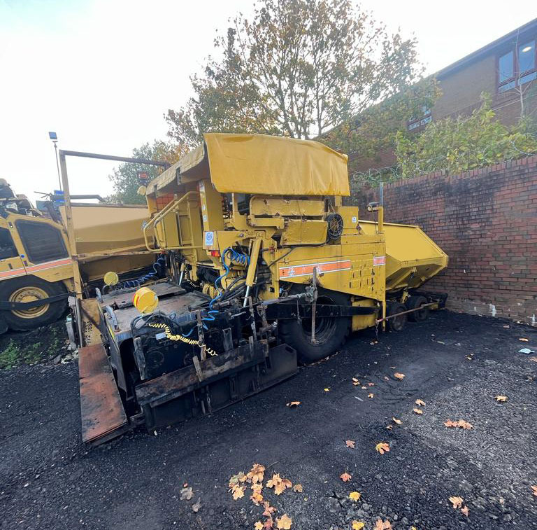 Caterpillar AP600 - العامل بالقار: صور 3 Caterpillar AP600 - العامل بالقار: صور 3