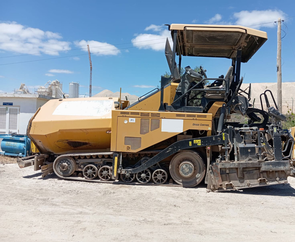 Caterpillar AP655F - العامل بالقار: صور 2 Caterpillar AP655F - العامل بالقار: صور 2