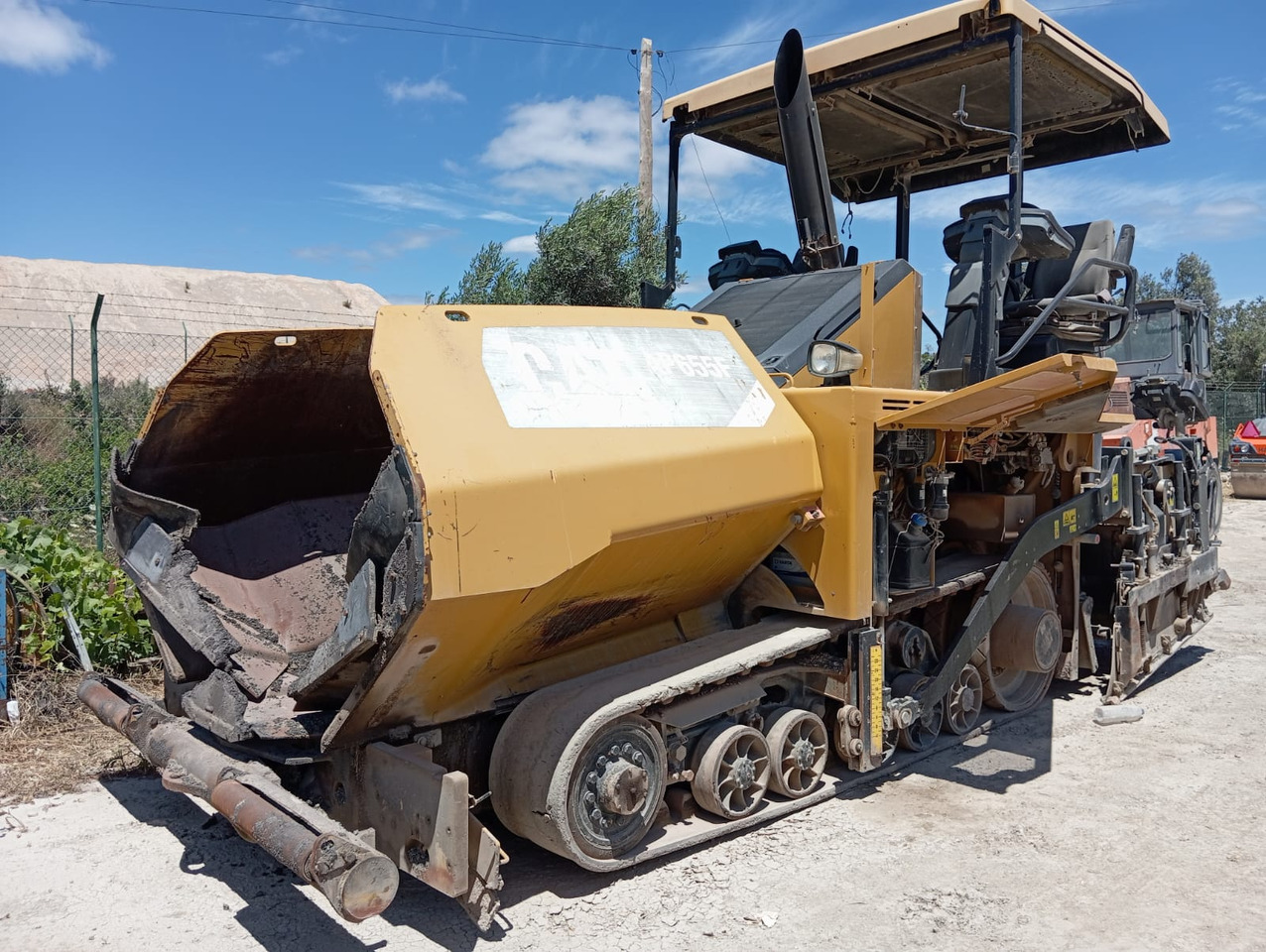 Caterpillar AP655F - العامل بالقار: صور 3 Caterpillar AP655F - العامل بالقار: صور 3