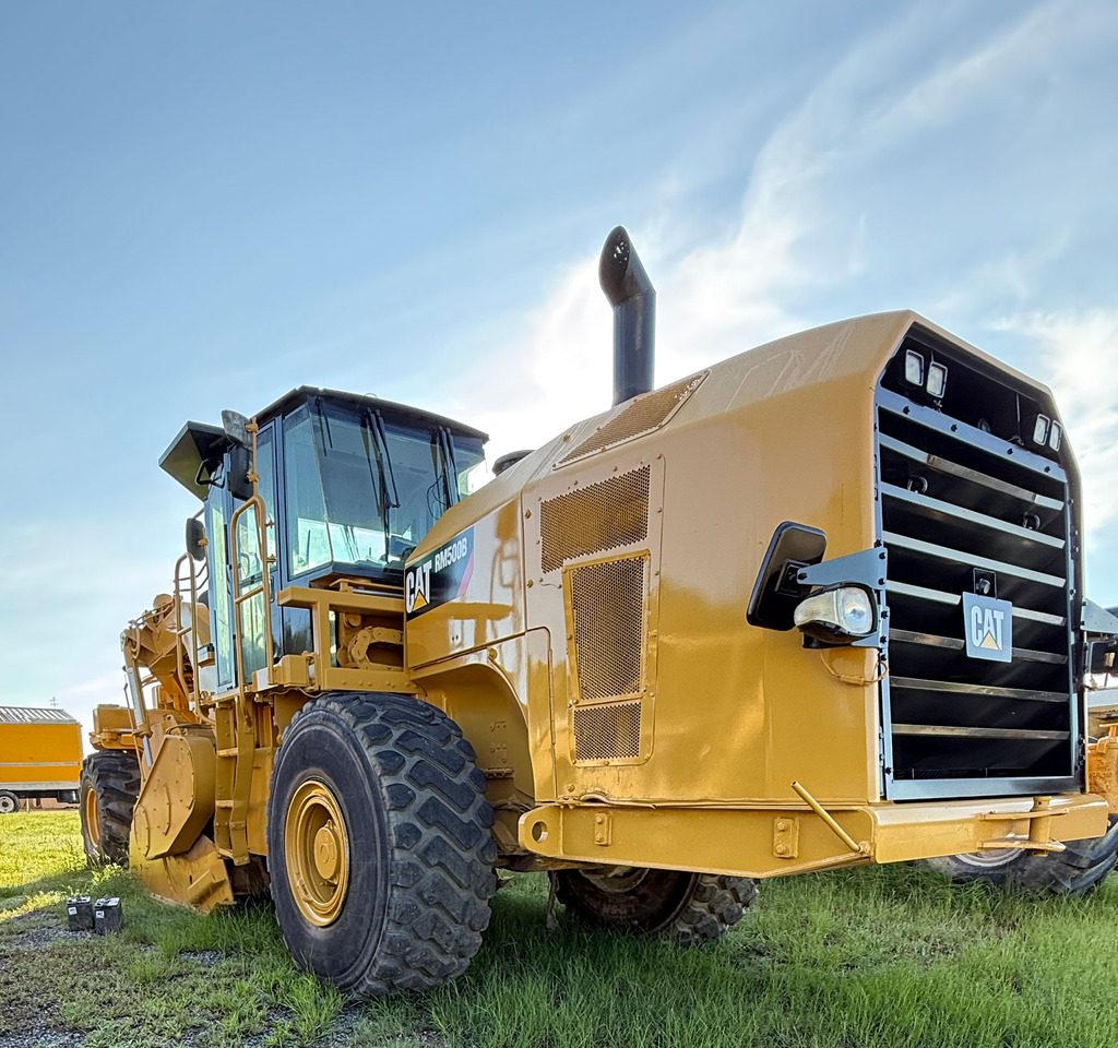 Caterpillar RM500B - مثبت التربة: صور 1 Caterpillar RM500B - مثبت التربة: صور 1