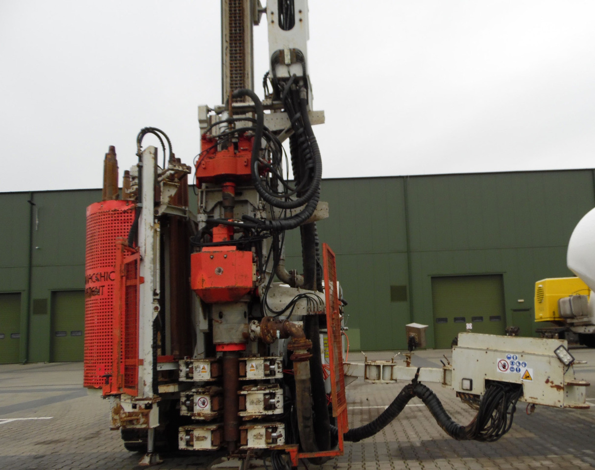 Comacchio MC 900 GT - آلة حفر: صور 4 Comacchio MC 900 GT - آلة حفر: صور 4