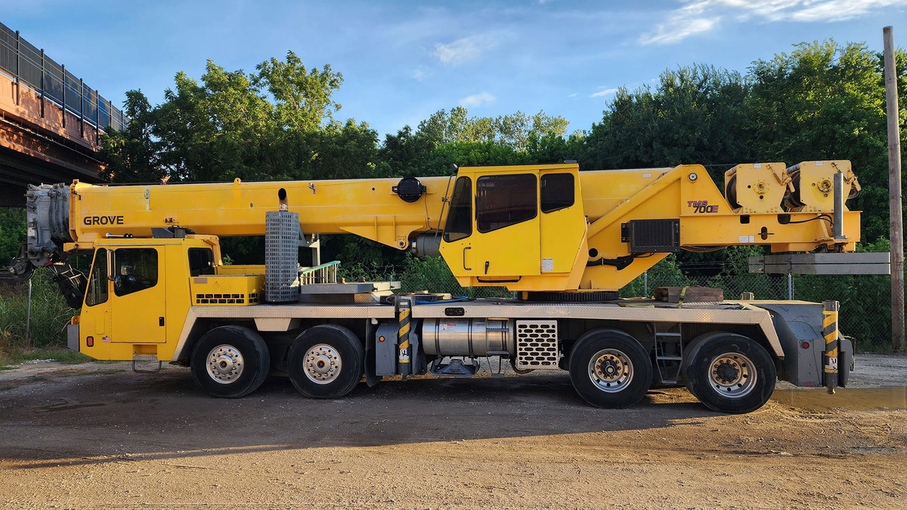 Grove TMS700E - موبايل كرين: صور 1 Grove TMS700E - موبايل كرين: صور 1