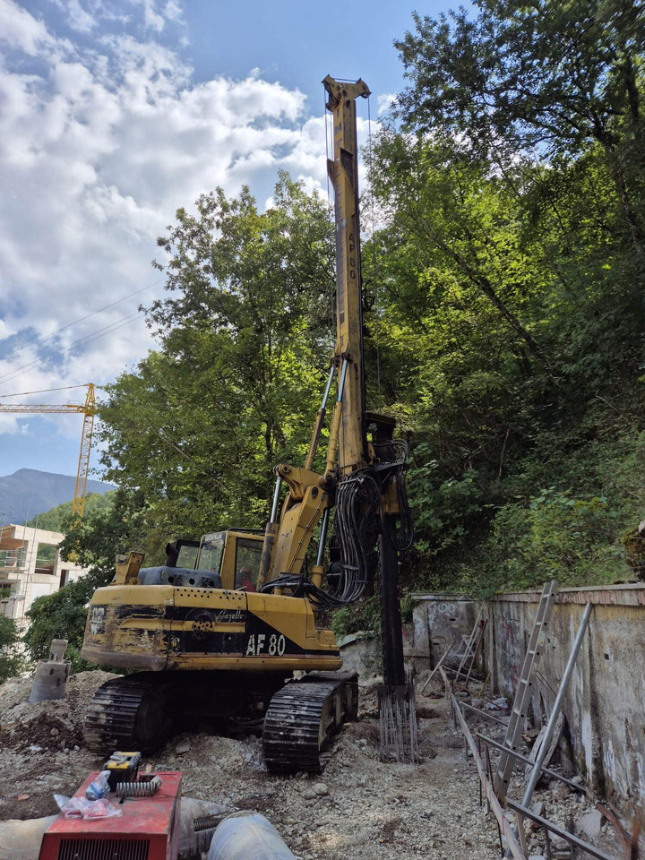 IMT AF80 - سائق كومة: صور 1 IMT AF80 - سائق كومة: صور 1