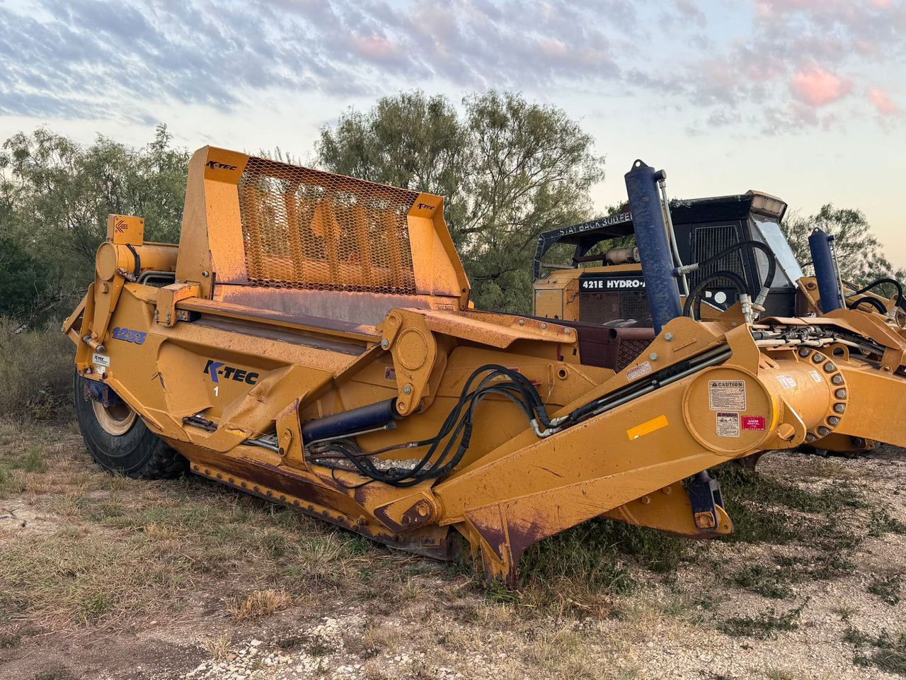 K-Tec 1233 - ماكينات التسوية: صور 5 K-Tec 1233 - ماكينات التسوية: صور 5