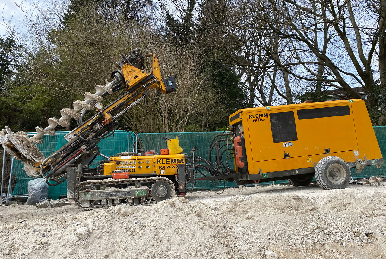 Klemm KR 702-2R - سائق كومة: صور 1 Klemm KR 702-2R - سائق كومة: صور 1