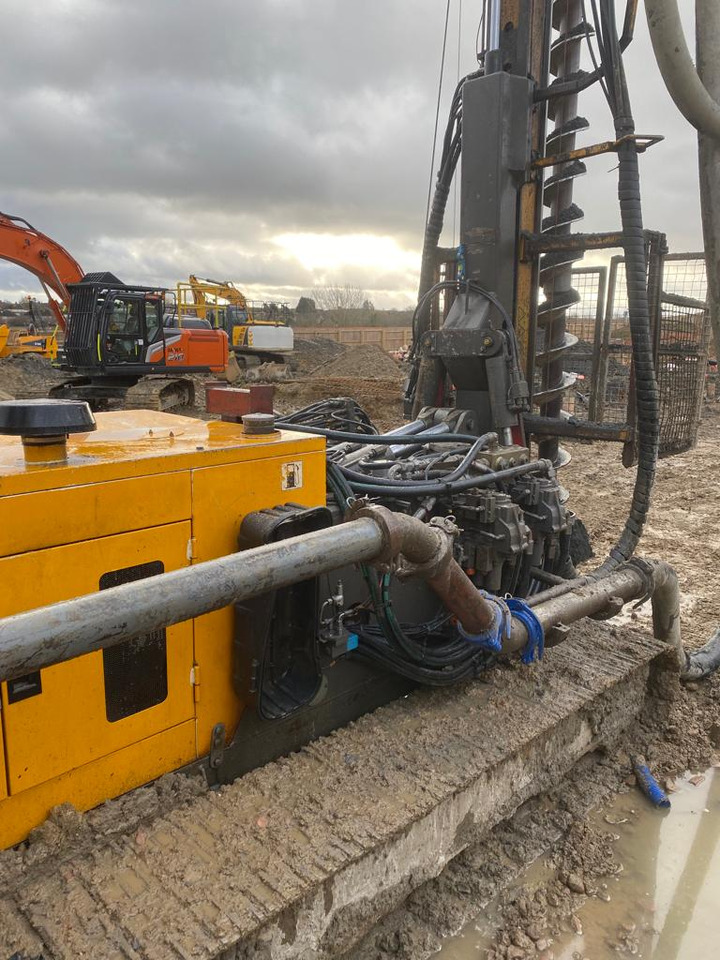 Klemm KR 709-2 - سائق كومة: صور 4 Klemm KR 709-2 - سائق كومة: صور 4