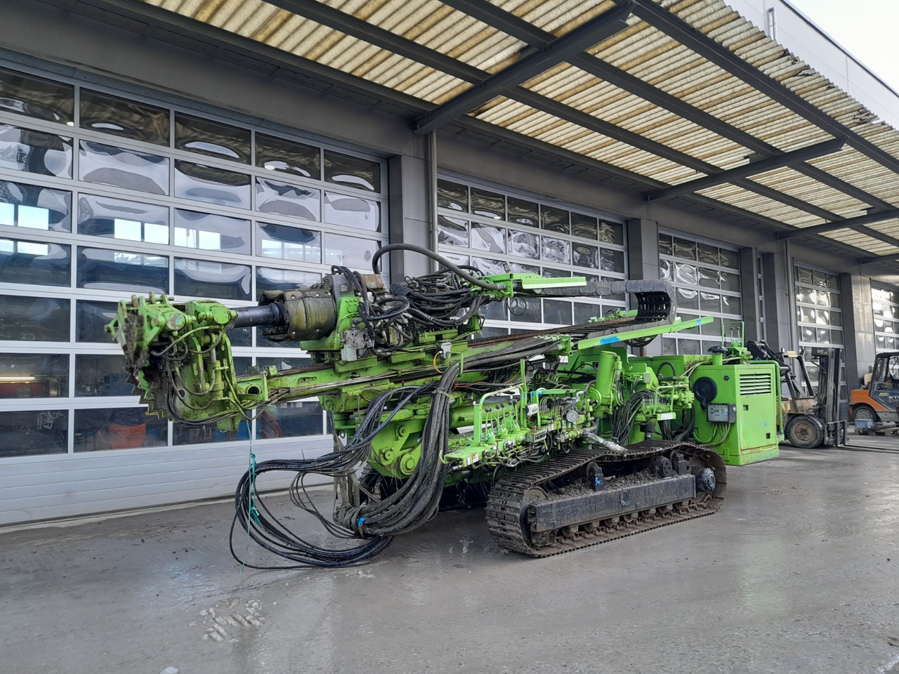 Klemm KR 806-3 - سائق كومة: صور 3 Klemm KR 806-3 - سائق كومة: صور 3