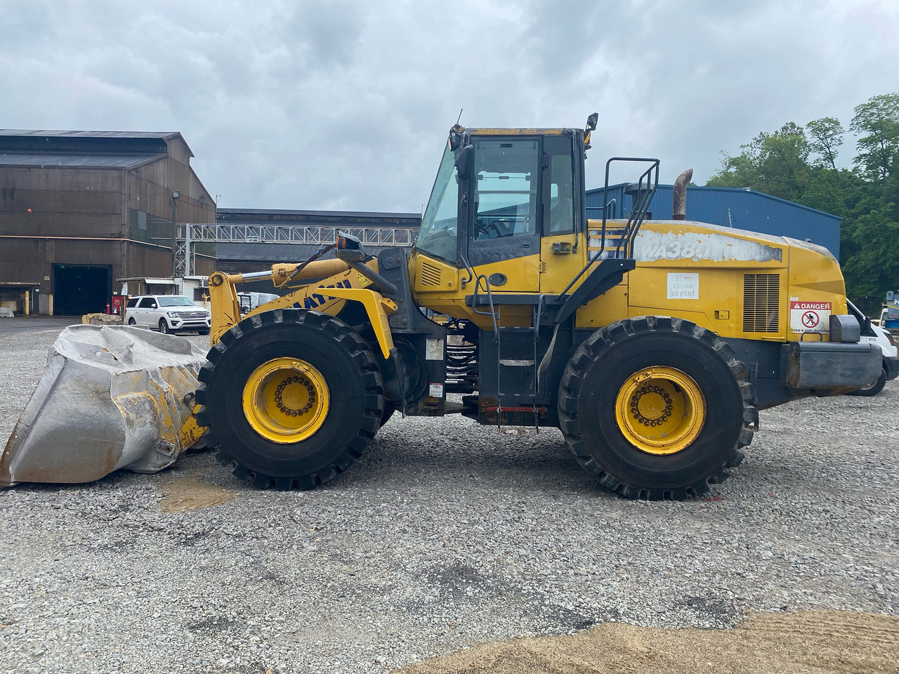 Komatsu WA380-7 - اللودر بعجل: صور 3 Komatsu WA380-7 - اللودر بعجل: صور 3