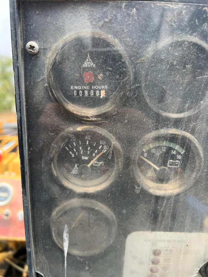 Leeboy 8000T - العامل بالقار: صور 5 Leeboy 8000T - العامل بالقار: صور 5