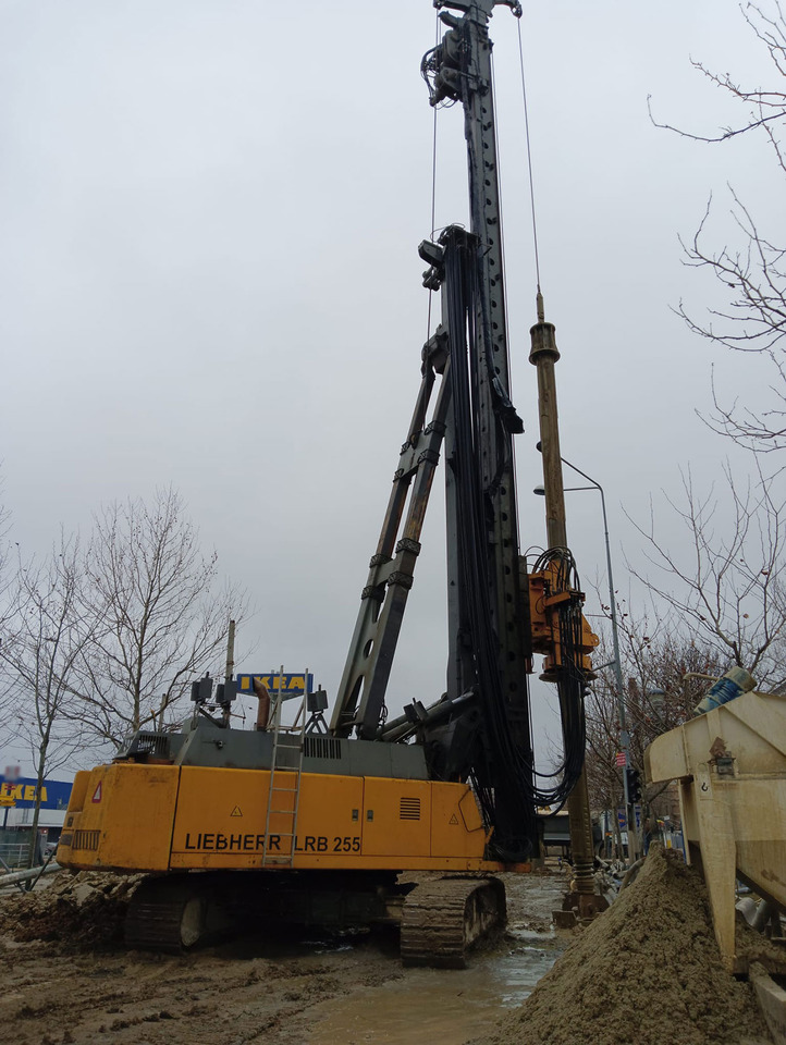Liebherr LRB 255 - سائق كومة: صور 3 Liebherr LRB 255 - سائق كومة: صور 3