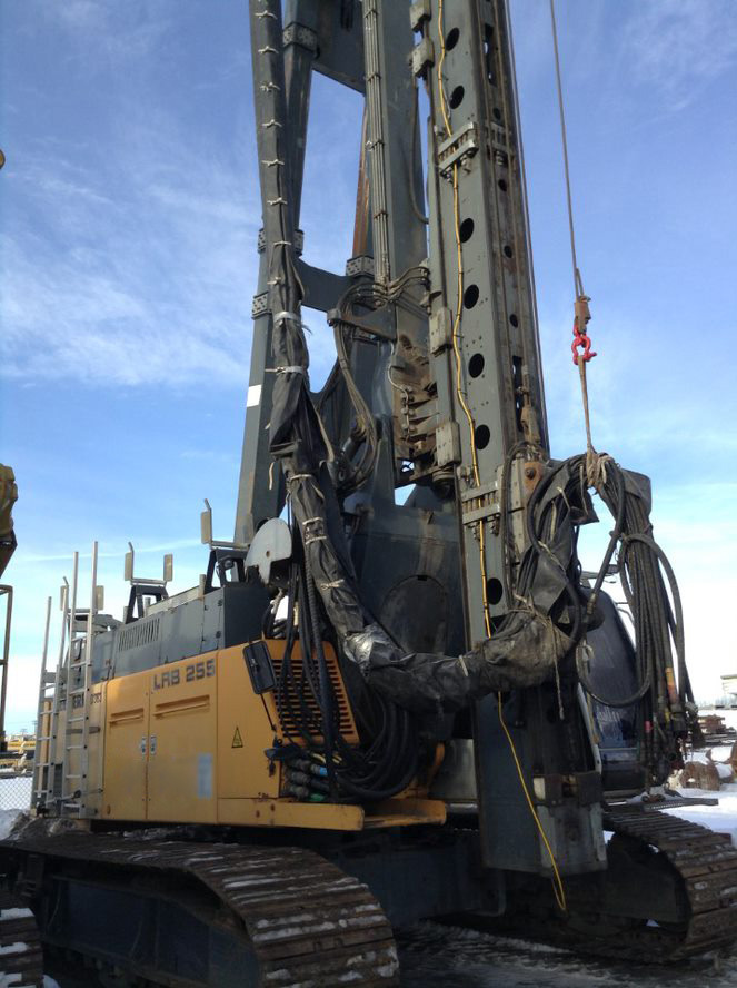 Liebherr LRB 255 - سائق كومة: صور 4 Liebherr LRB 255 - سائق كومة: صور 4