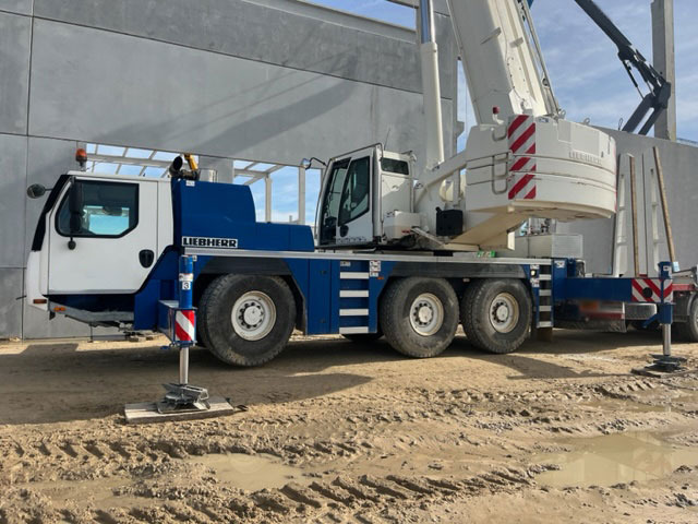 Liebherr LTM 1060-3.1 - رافعة برجية: صور 2 Liebherr LTM 1060-3.1 - رافعة برجية: صور 2