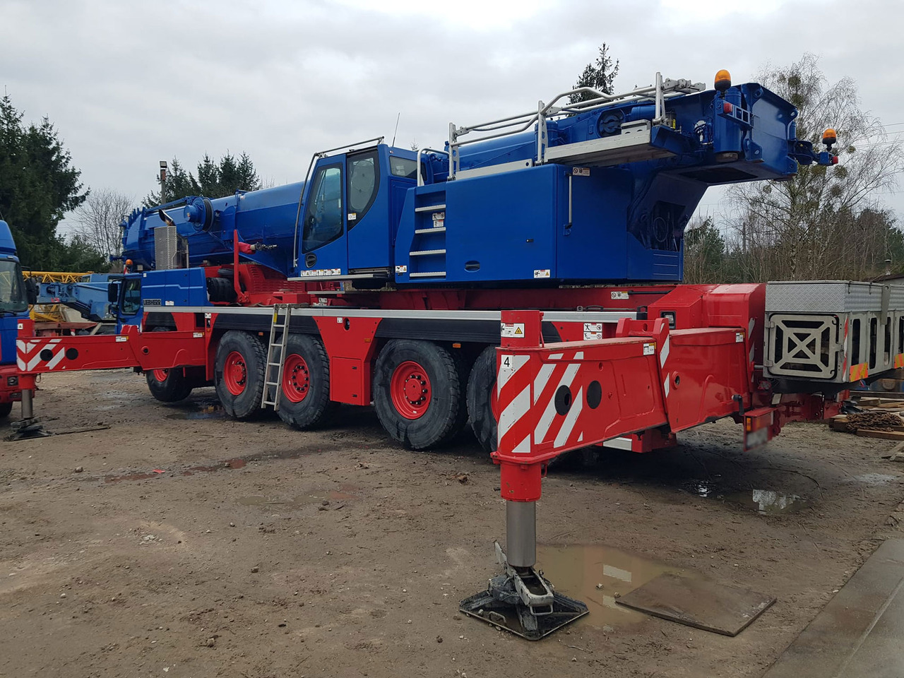 Liebherr LTM 1200-5.1 - موبايل كرين: صور 3 Liebherr LTM 1200-5.1 - موبايل كرين: صور 3