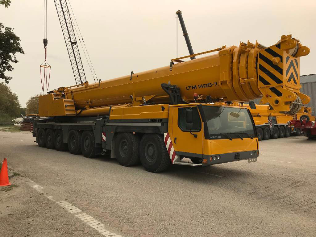 Liebherr LTM 1400-7.1 - موبايل كرين: صور 3 Liebherr LTM 1400-7.1 - موبايل كرين: صور 3
