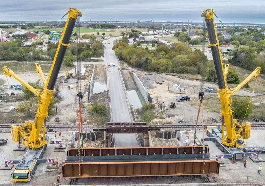 Liebherr LTM 1500-8.1 - موبايل كرين: صور 3 Liebherr LTM 1500-8.1 - موبايل كرين: صور 3