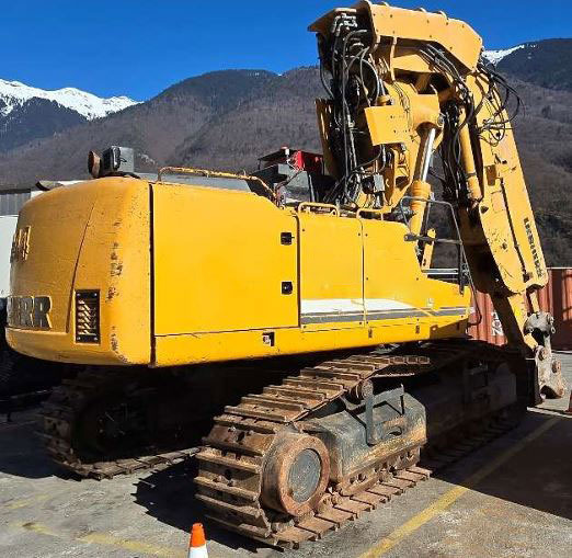 Liebherr R944C T Litronic - ماكينات التعدين: صور 5 Liebherr R944C T Litronic - ماكينات التعدين: صور 5