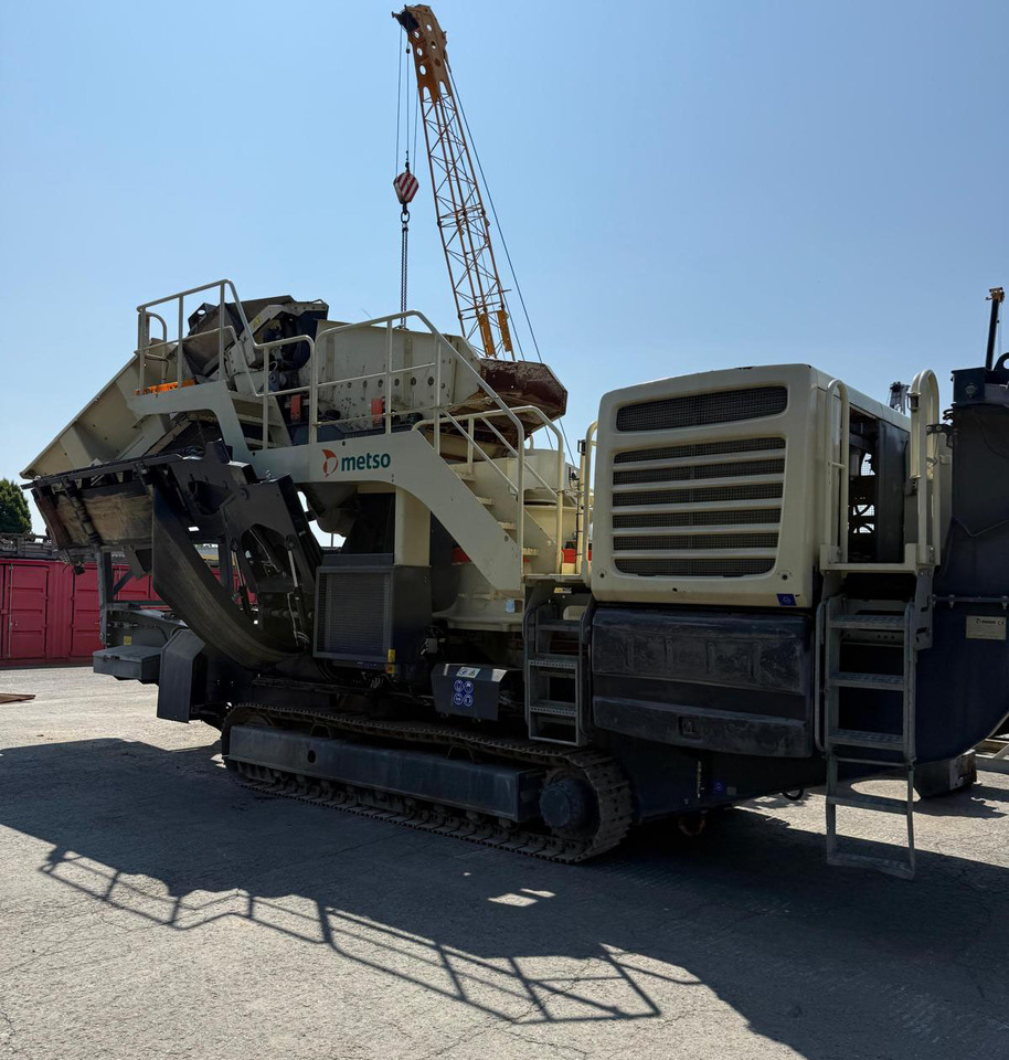 Metso LT220GP - كسارة مخرو: صور 2 Metso LT220GP - كسارة مخرو: صور 2