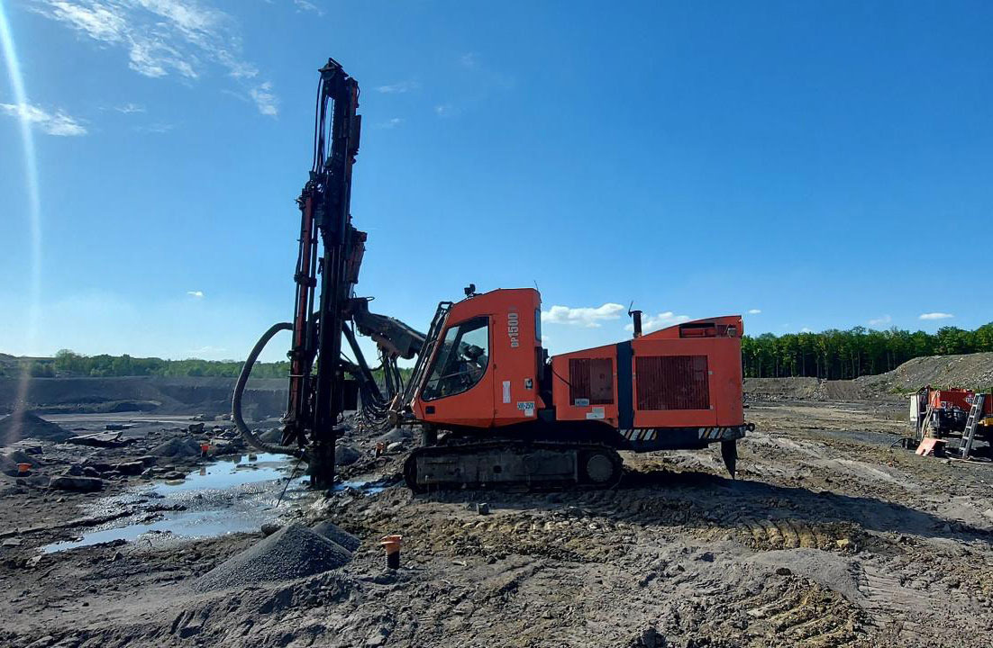 Sandvik DP1500 - آلة حفر: صور 2 Sandvik DP1500 - آلة حفر: صور 2