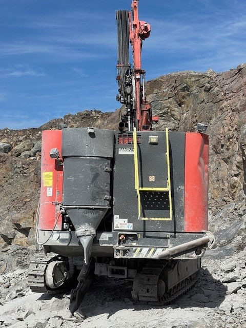 Sandvik DX800 - آلة حفر: صور 4 Sandvik DX800 - آلة حفر: صور 4