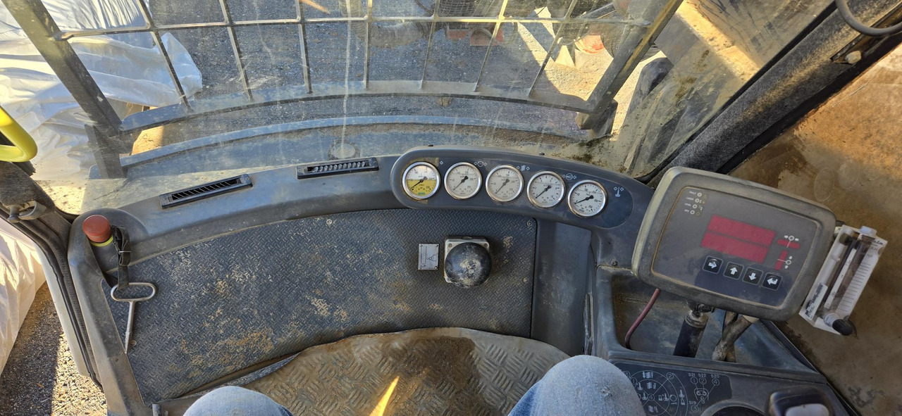 Sandvik DX800 - آلة حفر: صور 5 Sandvik DX800 - آلة حفر: صور 5