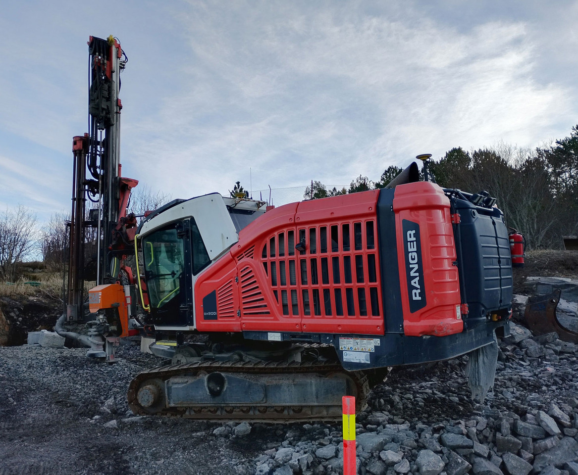 Sandvik DX800i - آلة حفر: صور 2 Sandvik DX800i - آلة حفر: صور 2