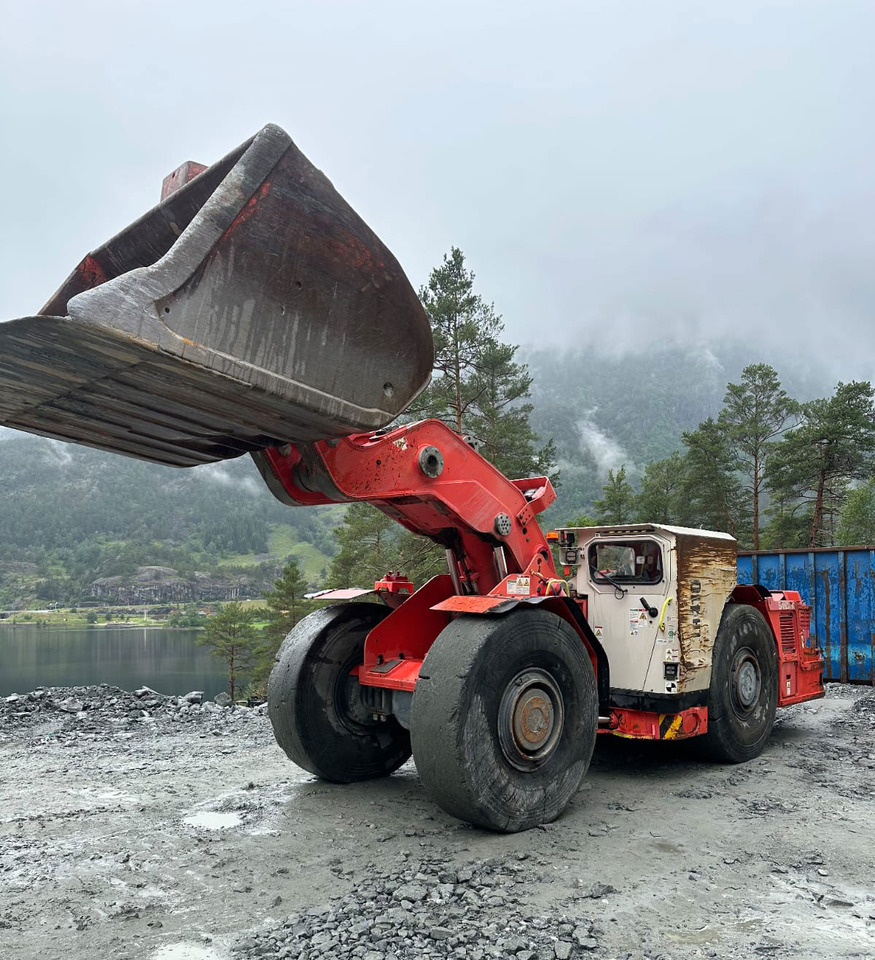Sandvik LH410 - ماكينات التعدين: صور 2 Sandvik LH410 - ماكينات التعدين: صور 2