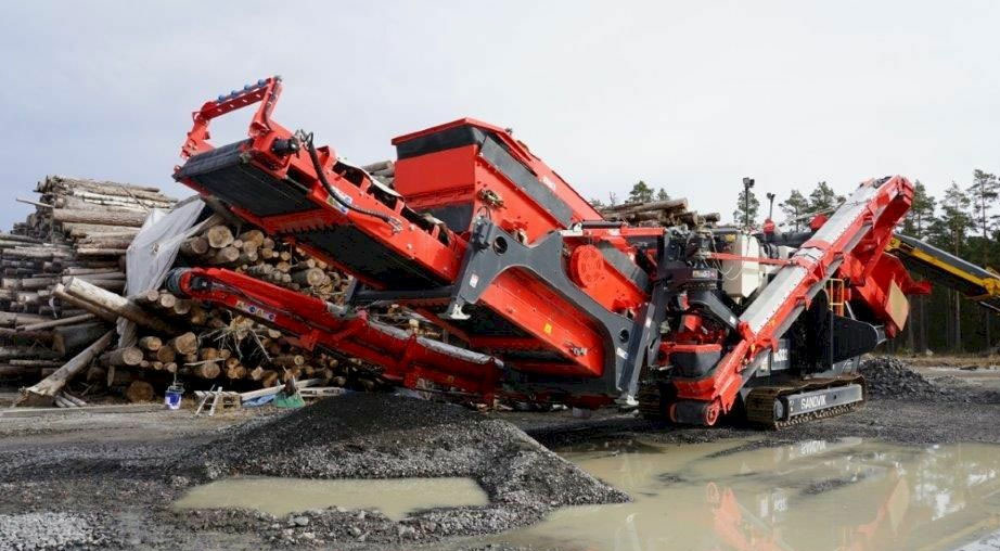 Sandvik QH332 DDHS - كسارة مخرو: صور 1 Sandvik QH332 DDHS - كسارة مخرو: صور 1
