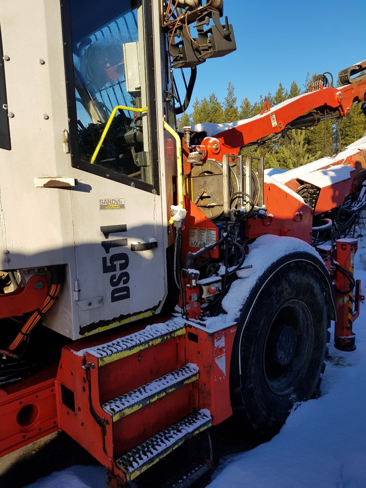 Sandvik Robolt DS511 - ماكينات التعدين: صور 4 Sandvik Robolt DS511 - ماكينات التعدين: صور 4