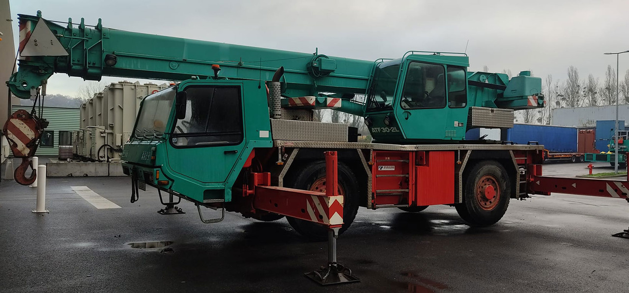 Tadano Faun ATF 30-2L - موبايل كرين: صور 2 Tadano Faun ATF 30-2L - موبايل كرين: صور 2