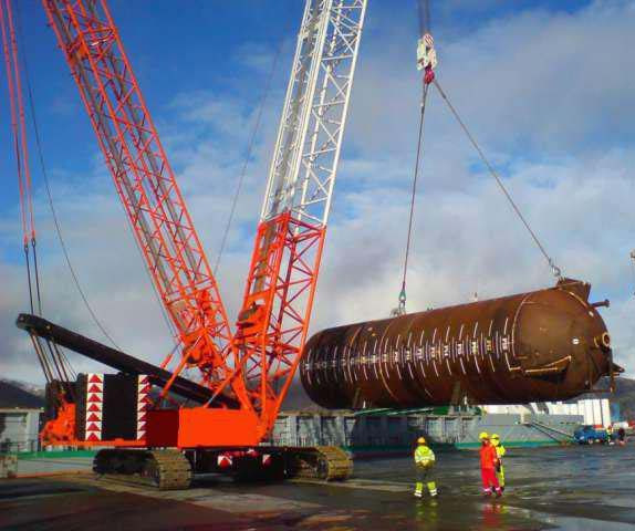 Terex Demag CC 2400-1 - رافعة مجنزرة: صور 2 Terex Demag CC 2400-1 - رافعة مجنزرة: صور 2