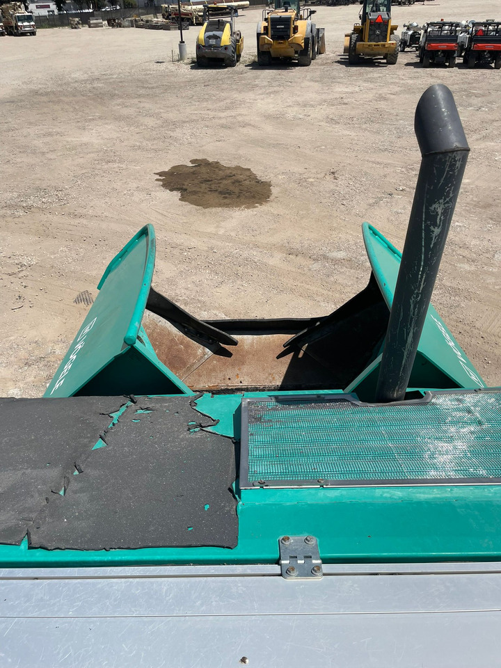 Vogele Super 2000-3i - العامل بالقار: صور 5 Vogele Super 2000-3i - العامل بالقار: صور 5