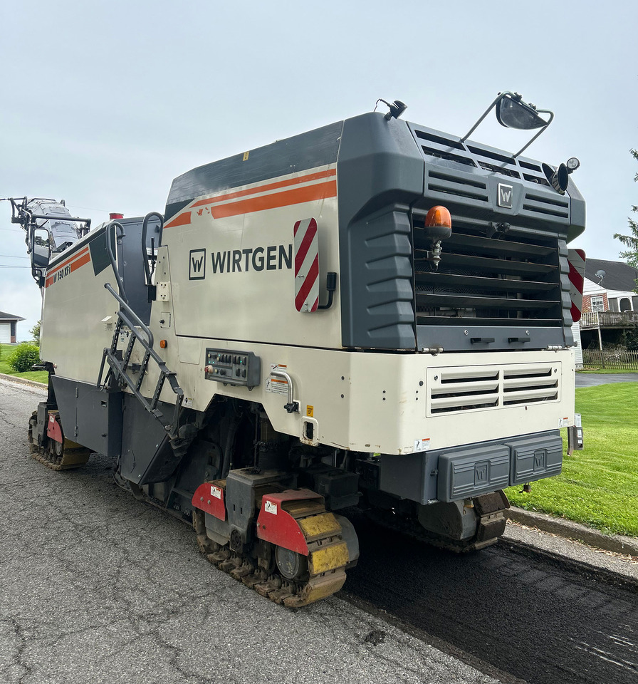 Wirtgen W 150 XFi - ماكينات لصقل الأسفلت: صور 5 Wirtgen W 150 XFi - ماكينات لصقل الأسفلت: صور 5