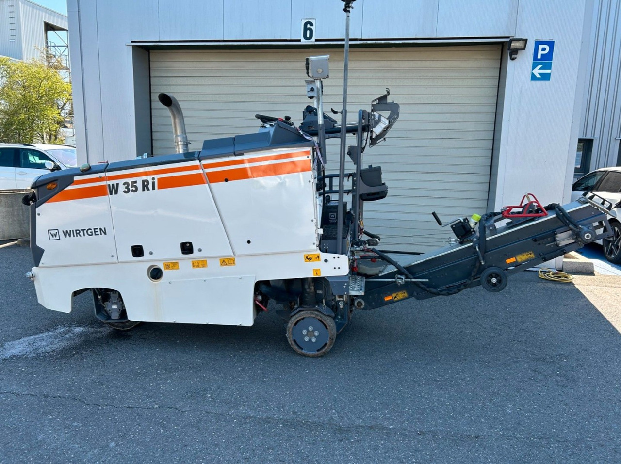Wirtgen W 35 Ri - ماكينات لصقل الأسفلت: صور 1 Wirtgen W 35 Ri - ماكينات لصقل الأسفلت: صور 1