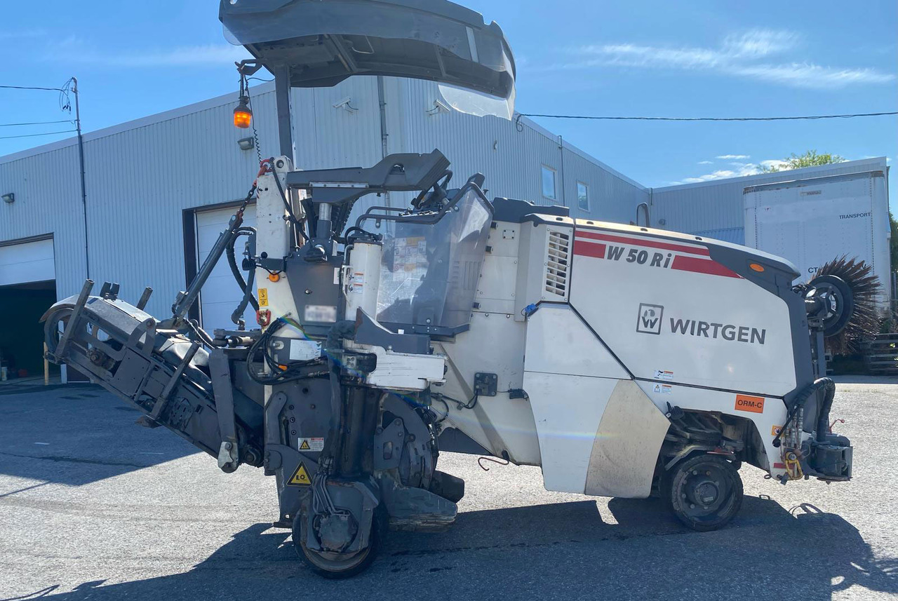 Wirtgen W 50 Ri - ماكينات لصقل الأسفلت: صور 5 Wirtgen W 50 Ri - ماكينات لصقل الأسفلت: صور 5