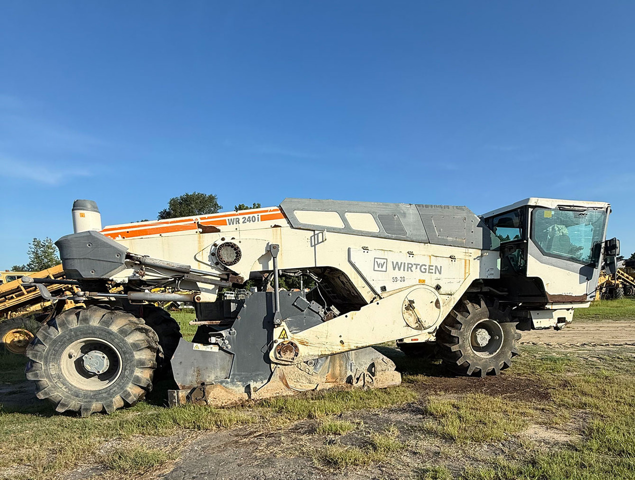 Wirtgen WR 240 I - مثبت التربة: صور 2 Wirtgen WR 240 I - مثبت التربة: صور 2