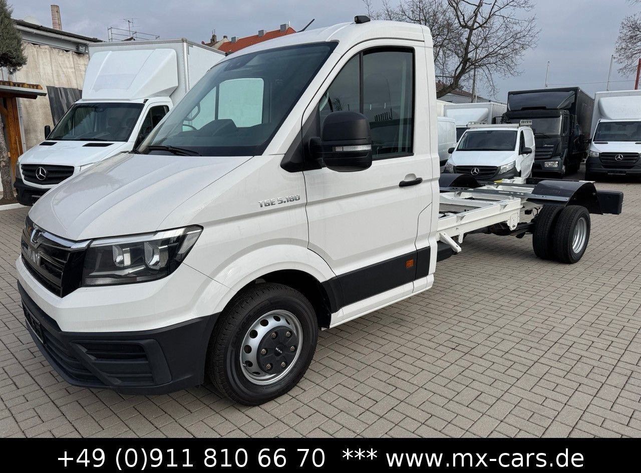 MAN TGE 5.180 Chassis 3,5 t - 5,0 t. - 2 Stück 3.180 - الشاحنات الصغيرة: صور 1 MAN TGE 5.180 Chassis 3,5 t - 5,0 t. - 2 Stück 3.180 - الشاحنات الصغيرة: صور 1