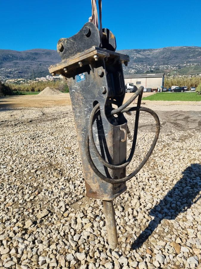 Furukawa F9 pour mini pelle de 8t - مطرقة هيدروليكية: صور 1 Furukawa F9 pour mini pelle de 8t - مطرقة هيدروليكية: صور 1