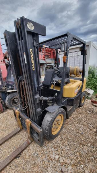 Komatsu FD25T - رافعة شوكية ديزل: صور 5 Komatsu FD25T - رافعة شوكية ديزل: صور 5