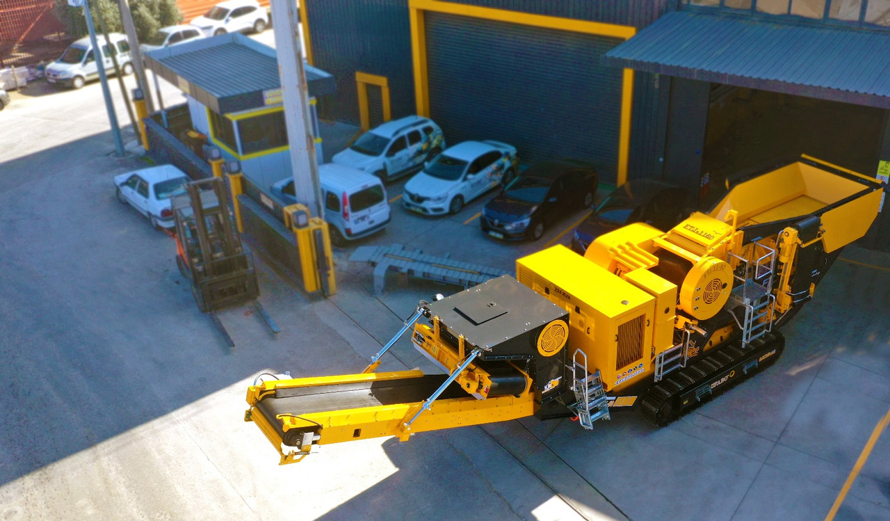 FABO Mobile crusher - كسارة متحركه: صور 4 FABO Mobile crusher - كسارة متحركه: صور 4