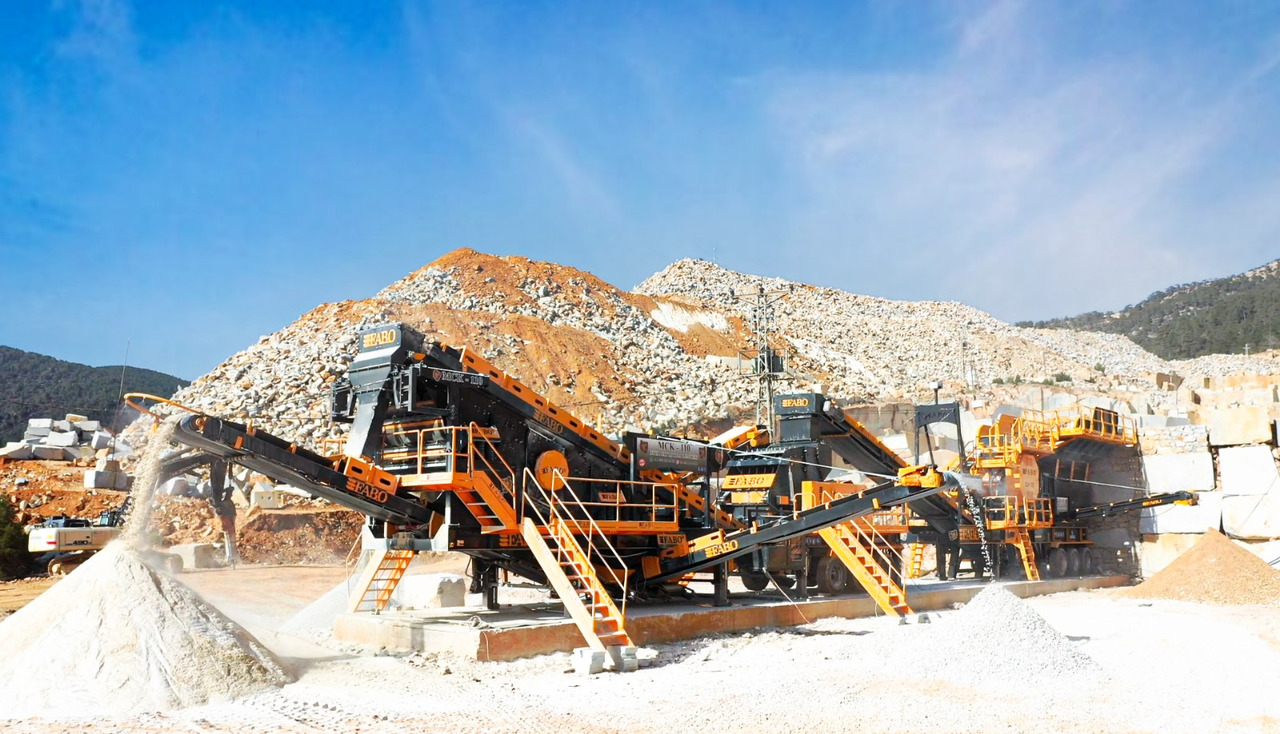 FABO Mobile crusher - كسارة متحركه: صور 1 FABO Mobile crusher - كسارة متحركه: صور 1