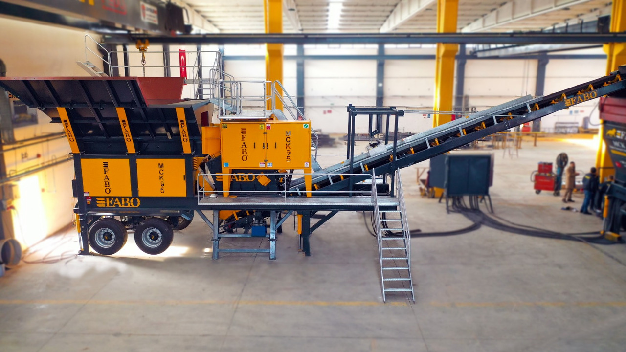 FABO Mobile crusher - كسارة متحركه: صور 5 FABO Mobile crusher - كسارة متحركه: صور 5