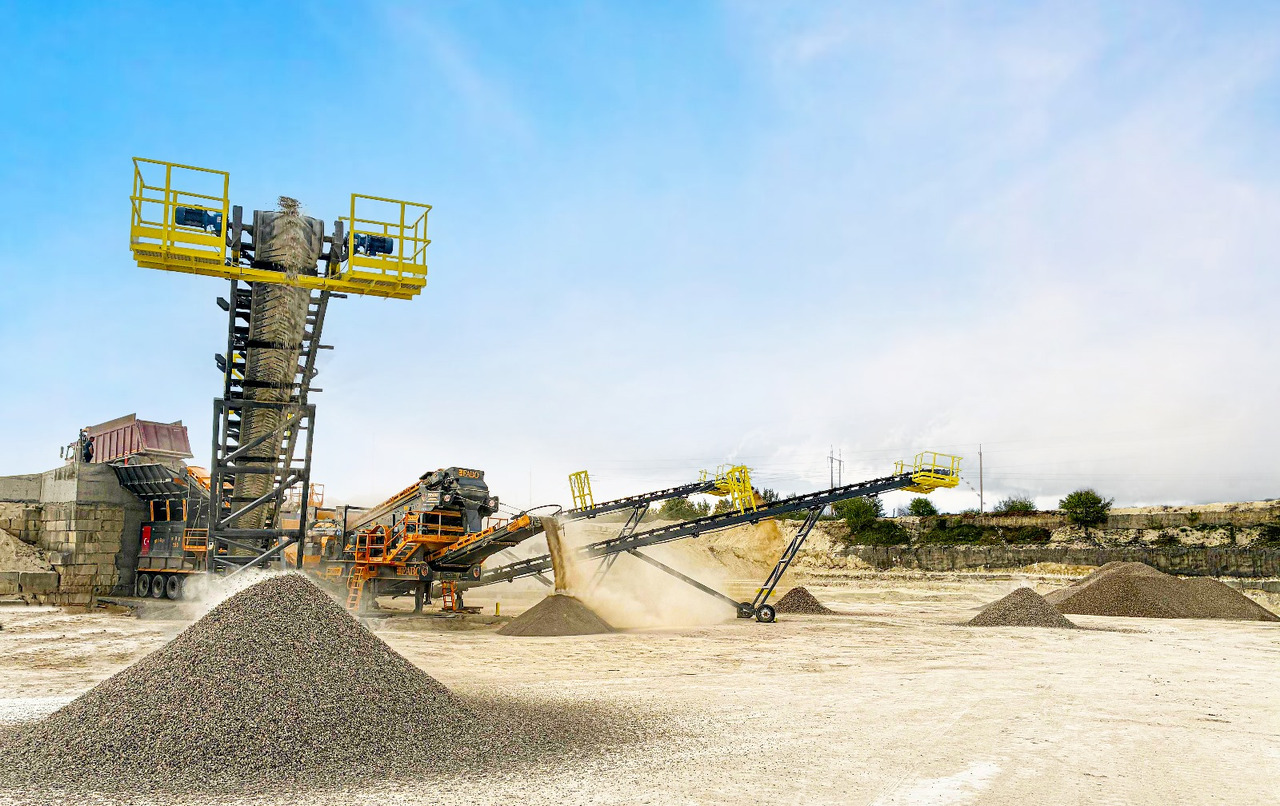 FABO Mobile crusher - كسارة متحركه: صور 3 FABO Mobile crusher - كسارة متحركه: صور 3