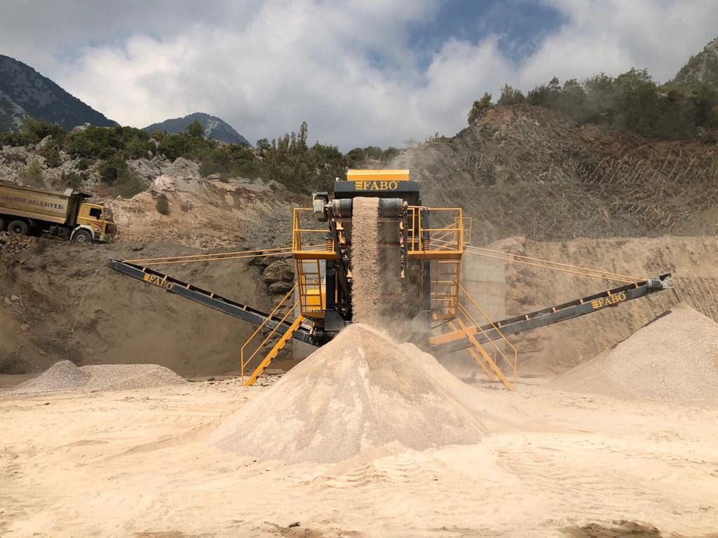 FABO Mobile crusher - كسارة متحركه: صور 3 FABO Mobile crusher - كسارة متحركه: صور 3