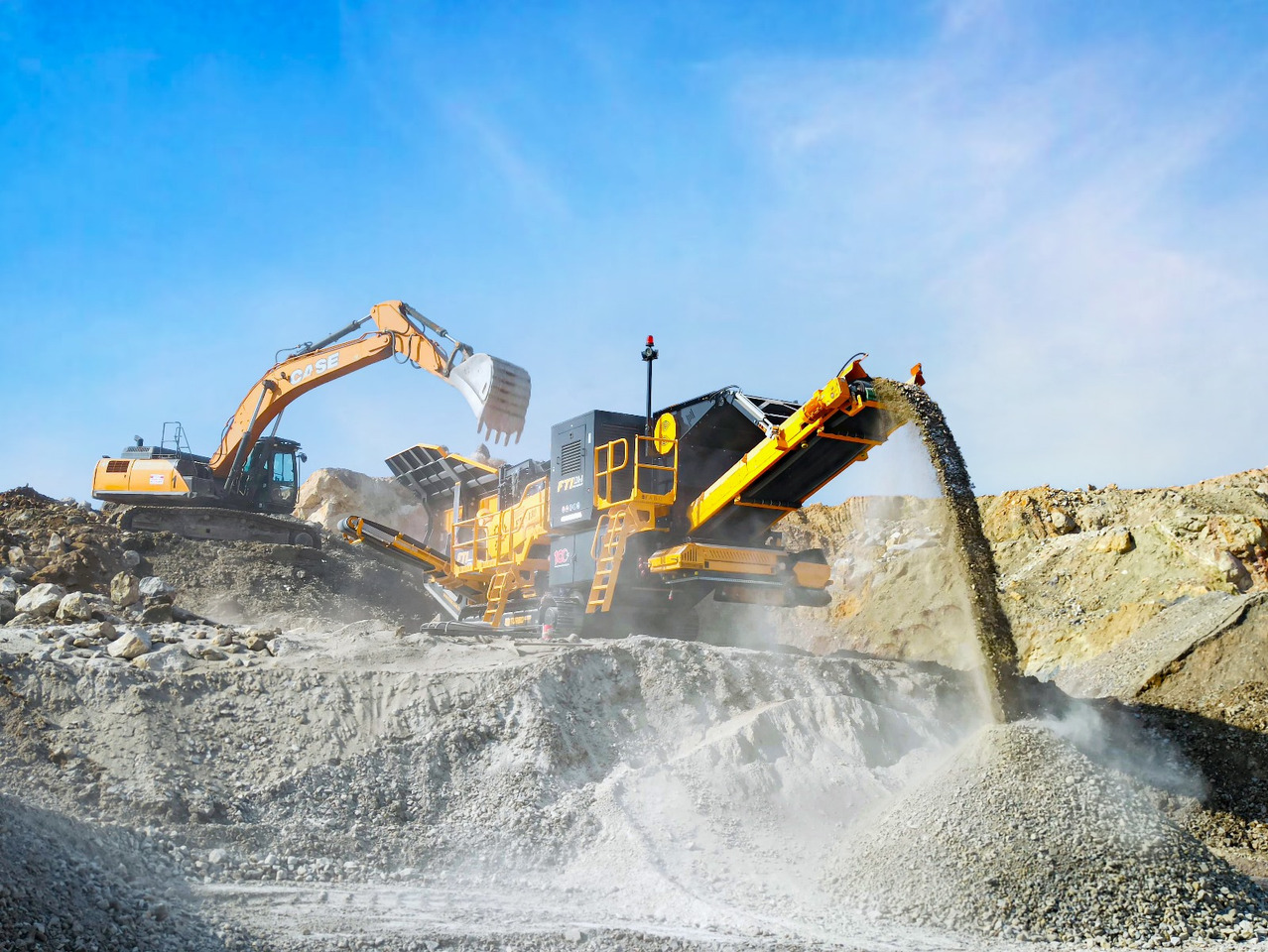 FABO Mobile crusher - كسارة متحركه: صور 1 FABO Mobile crusher - كسارة متحركه: صور 1