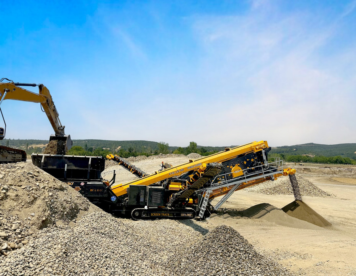FABO Mobile crusher - كسارة متحركه: صور 4 FABO Mobile crusher - كسارة متحركه: صور 4
