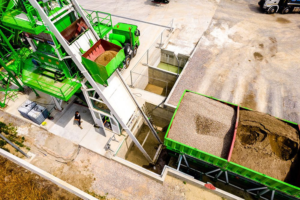 FABO compact concrete plant - مصنع خلط الخرسانة: صور 5 FABO compact concrete plant - مصنع خلط الخرسانة: صور 5